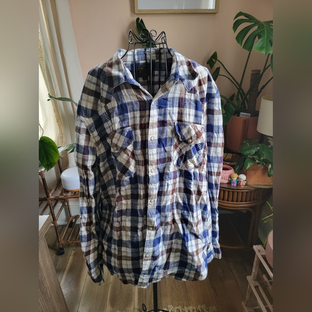EUC Lucky Brand Flannel